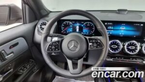 Mercedes-Benz GLB-Class GLB200 d 2021 года из Южной Кореи