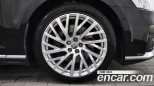 Audi A8 55 TFSI 4WD LWB 2020 года из Южной Кореи