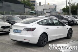 Tesla Model 3 LONG RANGE 2022 года из Южной Кореи