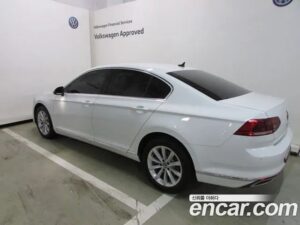 Volkswagen Passat 2.0 TDI Premium 2021 года из Южной Кореи