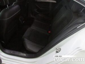 Volkswagen Passat 2.0 TDI Premium 2021 года из Южной Кореи