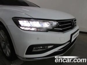 Volkswagen Passat 2.0 TDI Premium 2021 года из Южной Кореи