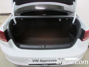 Volkswagen Passat 2.0 TDI Premium 2021 года из Южной Кореи