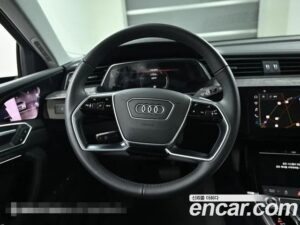 Audi e-tron 50 4WD 2021 года из Южной Кореи