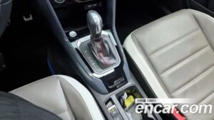 Volkswagen T-Roc 2.0 TDI Premium 2021 года из Южной Кореи