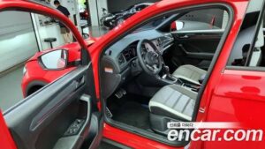 Volkswagen T-Roc 2.0 TDI Premium 2021 года из Южной Кореи