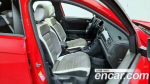Volkswagen T-Roc 2.0 TDI Premium 2021 года из Южной Кореи