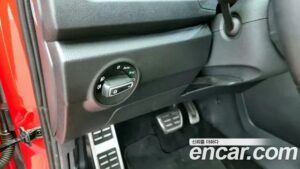 Volkswagen T-Roc 2.0 TDI Premium 2021 года из Южной Кореи