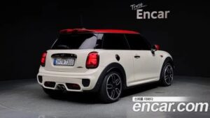 Mini Cooper JCW 2021 года из Южной Кореи