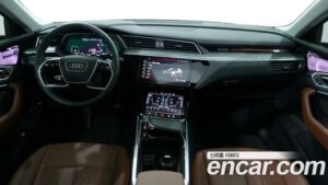 Audi e-tron 50 4WD 2021 года из Южной Кореи