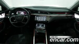 Audi e-tron 50 4WD 2021 года из Южной Кореи