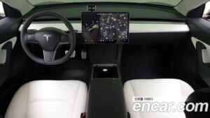 Tesla Model 3 Performance 2021 года из Южной Кореи