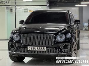 Bentley Bentayga 4.0 V8 2021 года из Южной Кореи