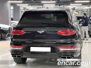 Bentley Bentayga 4.0 V8 2021 года из Южной Кореи