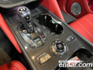 Bentley Bentayga 4.0 V8 2021 года из Южной Кореи