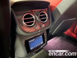 Bentley Bentayga 4.0 V8 2021 года из Южной Кореи