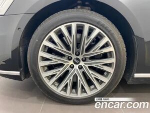 Audi A8 60 TFSI 4WD LWB 2021 года из Южной Кореи