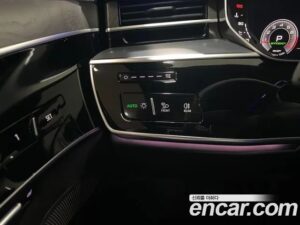 Audi A8 60 TFSI 4WD LWB 2021 года из Южной Кореи