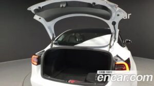 Tesla Model 3 LONG RANGE 2022 года из Южной Кореи