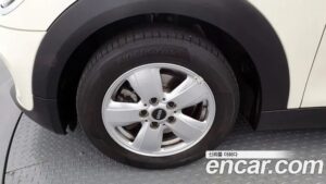 Mini Cooper DEFAULT 2020 года из Южной Кореи