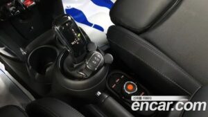 Mini Cooper DEFAULT 2020 года из Южной Кореи