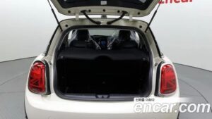 Mini Cooper DEFAULT 2020 года из Южной Кореи