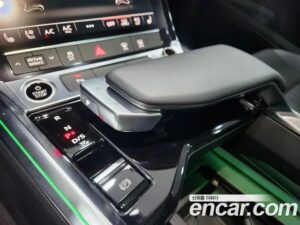 Audi e-tron 50 4WD 2021 года из Южной Кореи