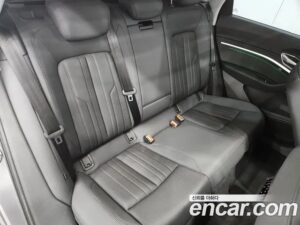 Audi e-tron 50 4WD 2021 года из Южной Кореи