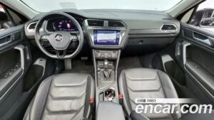 Volkswagen Tiguan 2.0 TDI Prestige 2020 года из Южной Кореи