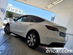 Tesla Model Y LONG RANGE 2022 года из Южной Кореи