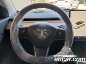 Tesla Model Y LONG RANGE 2022 года из Южной Кореи