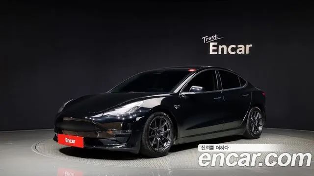 Tesla Model 3 Standard RANGE Plus 2020 года из Кореи