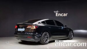 Tesla Model 3 Standard RANGE Plus 2020 года из Южной Кореи
