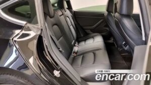 Tesla Model 3 Standard RANGE Plus 2020 года из Южной Кореи