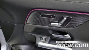 Mercedes-Benz EQA EQA250 2022 года из Южной Кореи