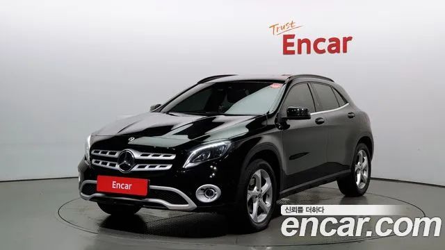 Mercedes-Benz GLA-Class GLA220 2019 года из Кореи
