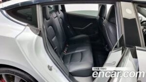Tesla Model 3 Performance 2020 года из Южной Кореи