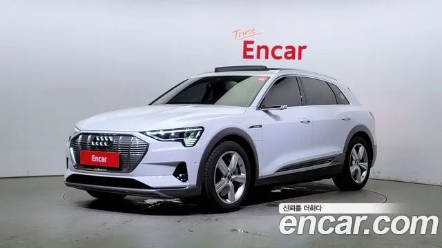 Audi e-tron 50 4WD 2021 года из Кореи