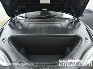 Tesla Model S Performance 2020 года из Южной Кореи