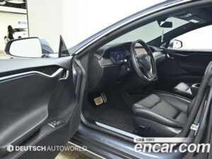 Tesla Model S Performance 2020 года из Южной Кореи