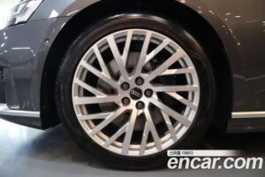 Audi A8 55 TFSI 4WD LWB 2021 года из Южной Кореи
