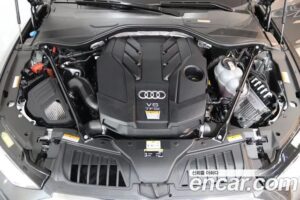 Audi A8 55 TFSI 4WD LWB 2021 года из Южной Кореи
