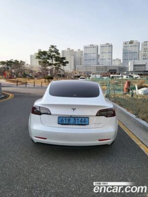 Tesla Model 3 LONG RANGE 2021 года из Южной Кореи
