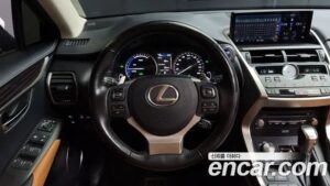 Lexus NX Executive 2020 года из Южной Кореи