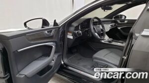 Audi A7 45 TDI 4WD Premium 2021 года из Южной Кореи