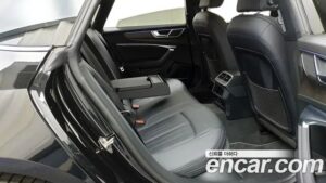 Audi A7 45 TDI 4WD Premium 2021 года из Южной Кореи