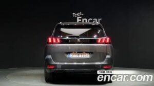 Peugeot 5008 1.5 BlueHDi ALLURE 2019 года из Южной Кореи