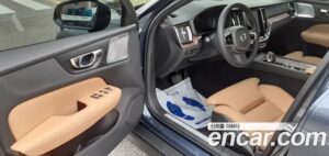 Volvo V60 B5 AWD 2022 года из Южной Кореи