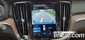 Volvo V60 B5 AWD 2022 года из Южной Кореи