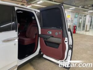 Rolls-Royce Cullinan 6.7 V12 2020 года из Южной Кореи